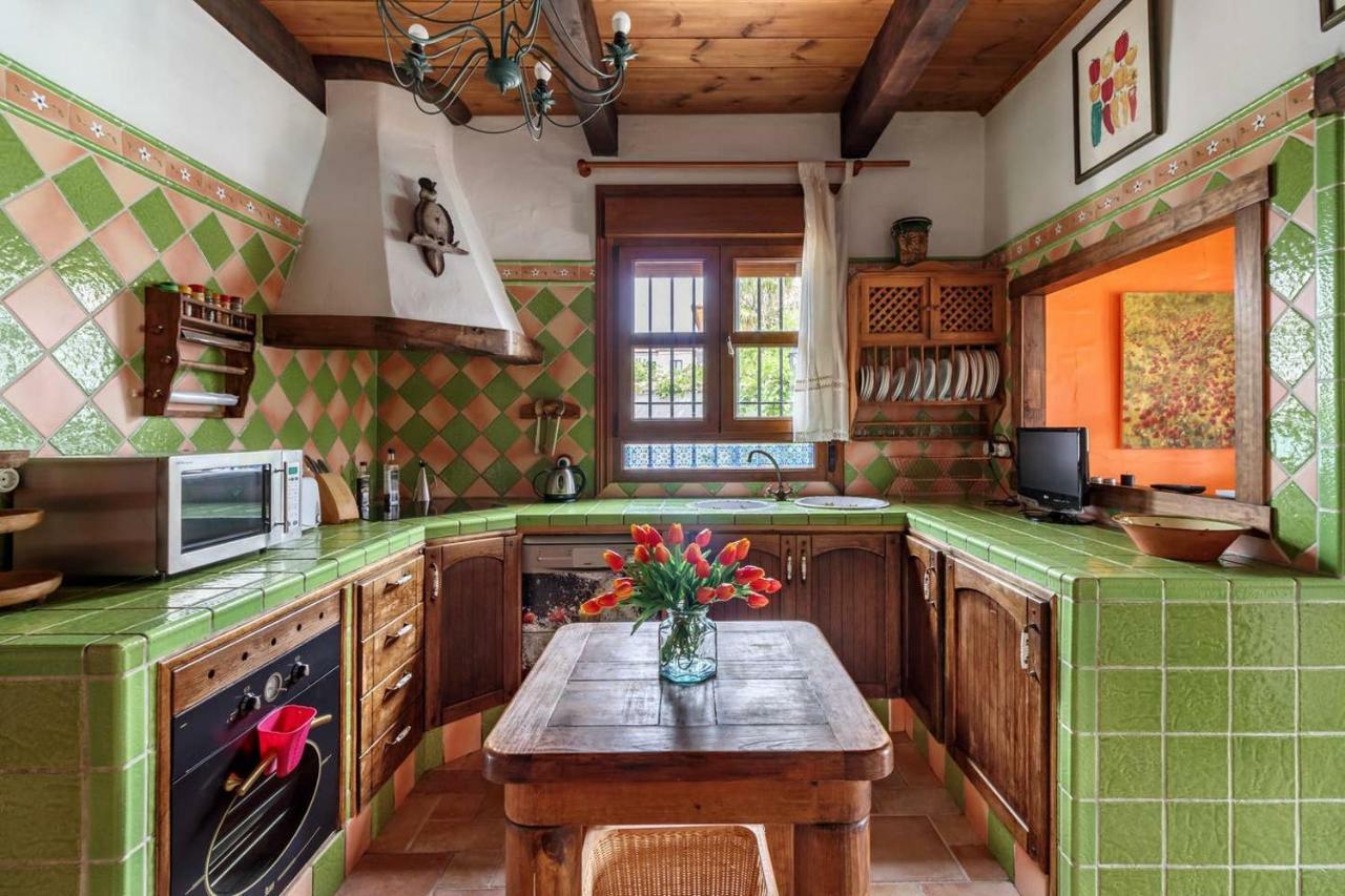 Encantadora Casa Con Piscina Privada Y Chimenea Padul Exterior foto