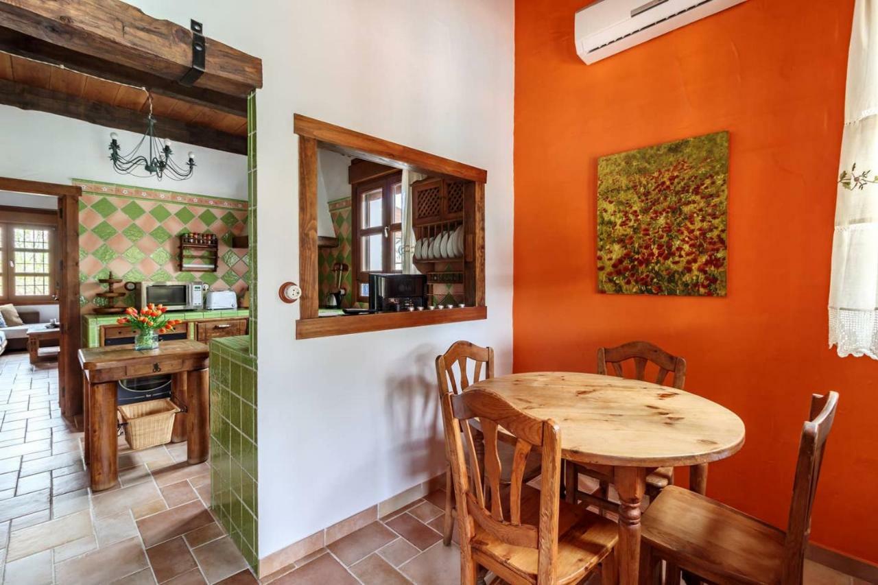 Encantadora Casa Con Piscina Privada Y Chimenea Padul Exterior foto